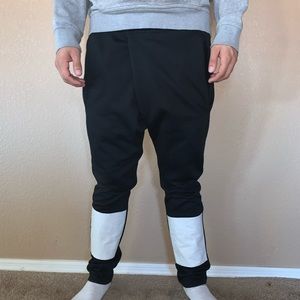 BLACK ASYMMETRICAL JOGGERS